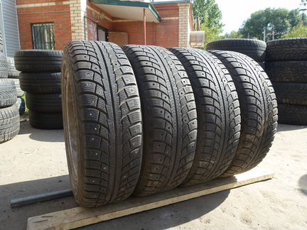 225 65 17 Gislaved Nord Frost 5 33ZO