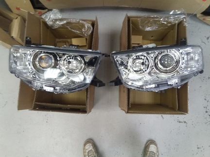 Mitsubishi pajero sport 2 фара правая левая