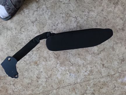 Подлокотник для сидений с регулировкой по высоте л