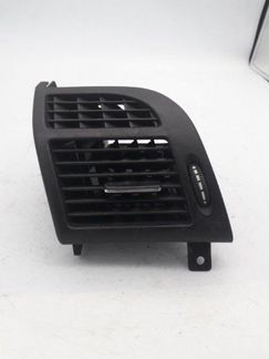 Дефлектор в торпедо левый Mercedes E-Class W211