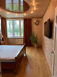 2-к квартира, 60 м², 2/12 эт.