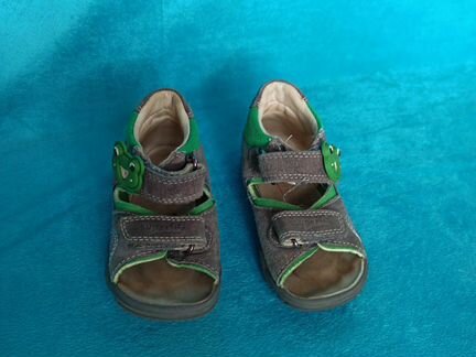 Сандали для мальчика рр 23