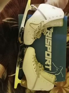 Коньки фигурные р. 24,5 Риспорт