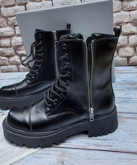 Кожаные чёрные ботинки balenciaga зимние,осенние