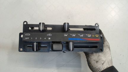 Переключатель отопителя (печки) Hyundai H-1 Starex