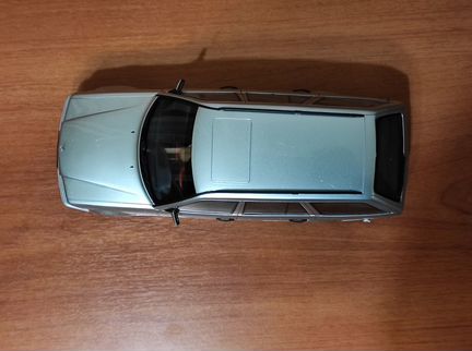 1995 Mercedes-Benz E36 S124 1/18 Ottomobile