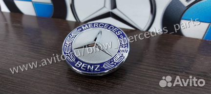 Знак на капот Mercedes W204