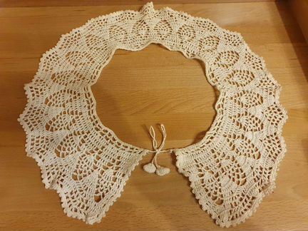 Кружевной воротничок