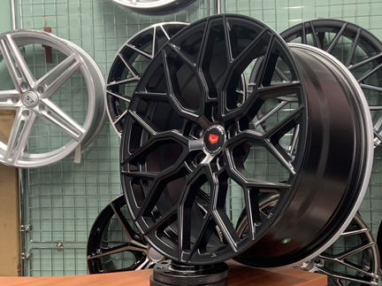 Диски литые воссен R20 Black