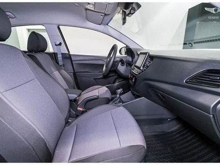 Hyundai Solaris 1.6 AT, 2020