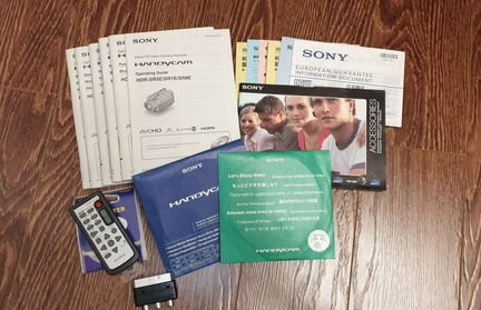 Видеокамера Sony HDR-SR7E