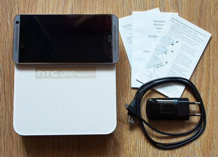 HTC One E9 Plus (золотой)
