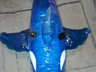 Дельфин надувной