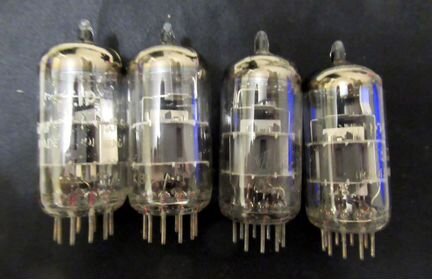 Квартет ламп Philips ECC88 / 6DJ8